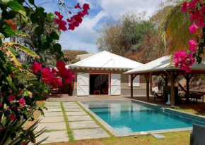 Villa Emeraude - Superb Creole villa, direct access to the Diamant beach, amazing pool